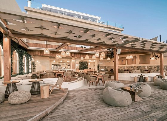 Alexandra Beach Resort & Spa