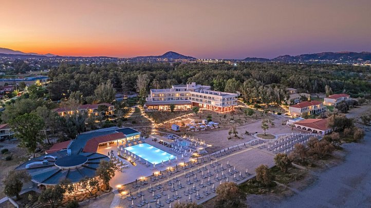Domes Aulus Zante, Autograph Collection