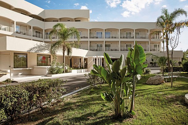 Domes Aulus Zante, Autograph Collection