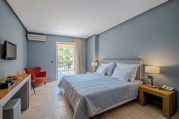 Mediterranean Beach Resort - Wohnbeispiel Doppelzimmer Superior Haupthaus (Zimmercodierung DSU)