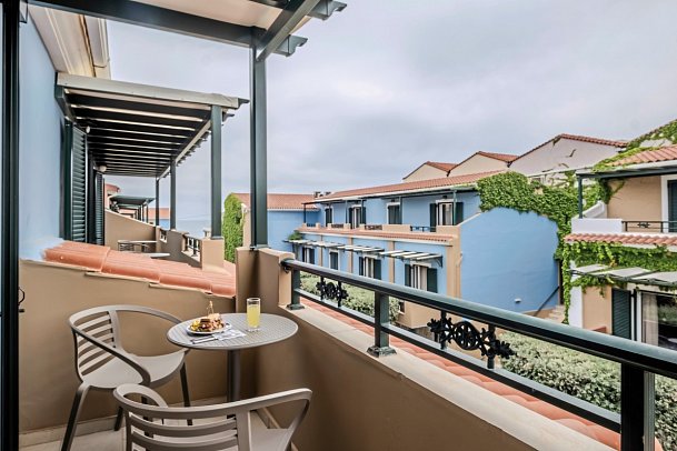 Mediterranean Beach Resort - Wohnbeispiel Familienzimmer Superior (Zimmercodierungen FS1 & FS2)