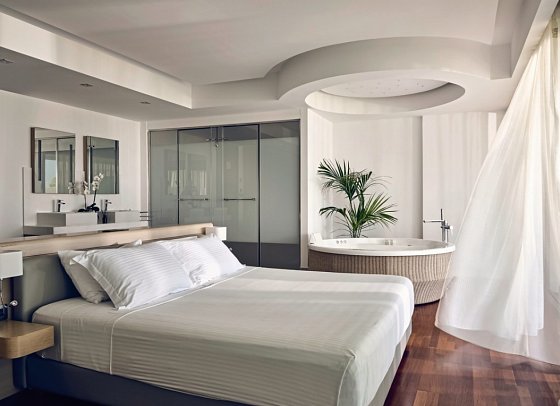 Lesante Blu - The Leading Hotels of the World - Wohnbeispiel Deluxe Suite Meerblick Privatpool (Zimmercodierung WDM)