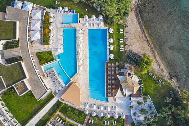 Atlantica Eleon Grand Resort