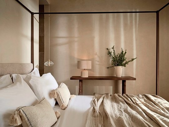 Pierros Verde Private Suites - Wohnbeispiel Suite Deluxe Privatpool Gartenblick (Zimmercodierung WDR)