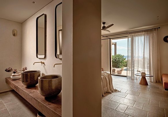 Pierros Verde Private Suites - Wohnbeispiel Superior Suite mit Privatpool (Zimmercodierung WS1)