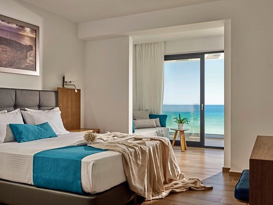 Cavo Orient Beach Hotel - Wohnbeispiel Seaside Suite Meerblick (Zimmercodierung W2M)