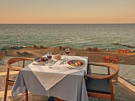 Cavo Orient Beach Hotel