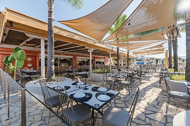 Caretta Beach Resort & WaterPark