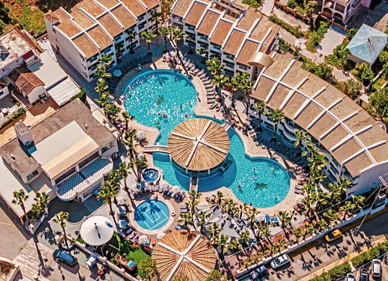 Caretta Beach Resort & WaterPark