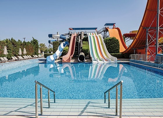 Caretta Beach Resort & WaterPark