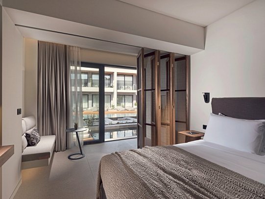 Contessina Suites & Spa - Wohnbeispiel Superior Suite Gemeinschaftspool (Zimmercodierung WB3)