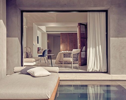 Contessina Suites & Spa - Wohnbeispiel Juniorsuite Privatpool (Zimmercodierung J1R)