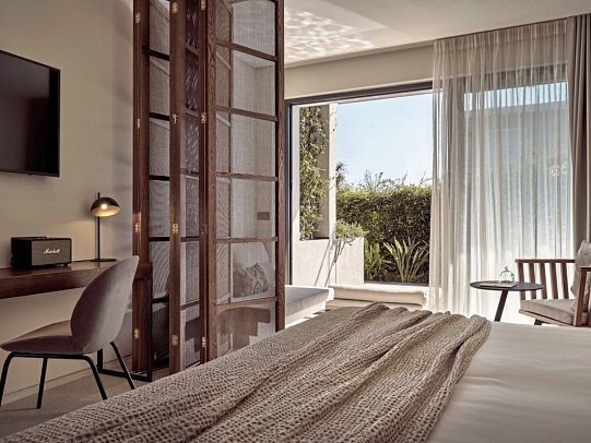 Contessina Suites & Spa - Wohnbeispiel Juniorsuite Privatpool (Zimmercodierung J1R)