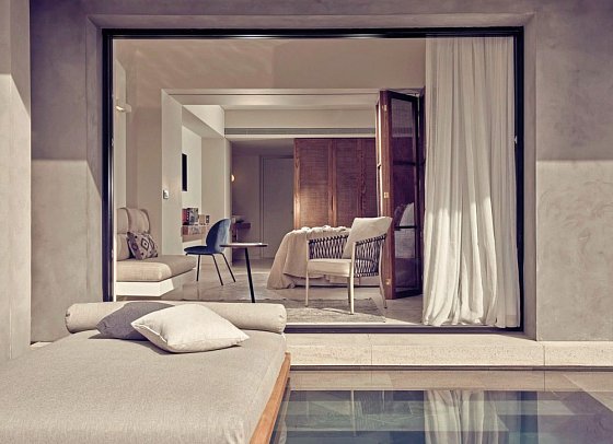 Contessina Suites & Spa - Wohnbeispiel Juniorsuite Privatpool (Zimmercodierung J1R)