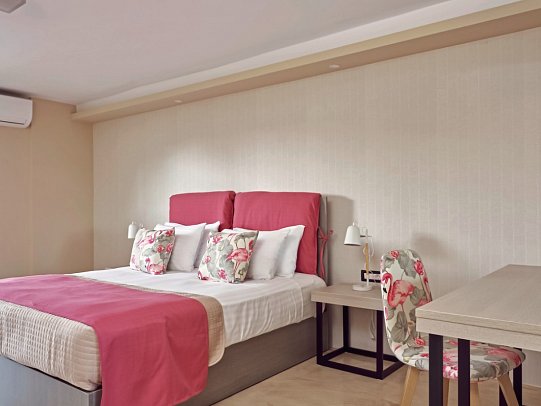 Koukounaria Hotel & Suites - Wohnbeispiel Familienzimmer (Zimmercodierung FB1)