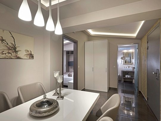 Koukounaria Hotel & Suites - Wohnbeispiel Royal Suite (Zimmercodierung WB2)