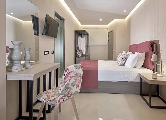 Koukounaria Hotel & Suites - Wohnbeispiel Doppelzimmer Stylish (Zimmercodierung DB2)