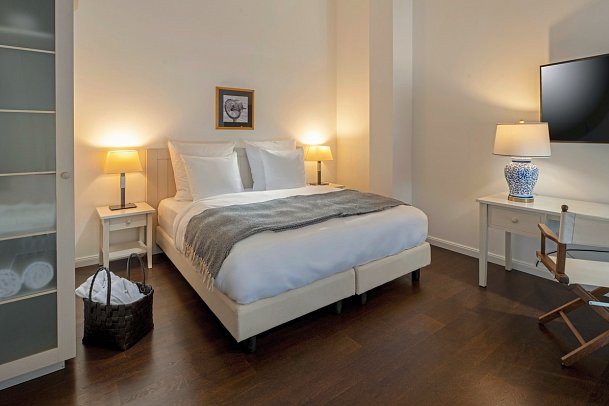 Sunday Resort Hafendorf Rheinsberg - Wohnbeispiel Juniorsuite Maisonette (Zimmercodierung JB1)