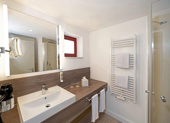 BEECH Resort Plauer See - Beispiel Bad Duett Apartment (Zimmercodierung AB1)