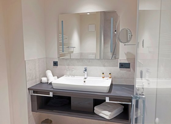 MAREMÜRITZ Yachthafen Resort - Beispiel Bad Appartement Aurora (Zimmercodierungen AB1 & ABI)
