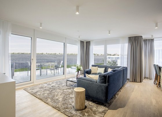 MAREMÜRITZ Yachthafen Resort - Wohnbeispiel Suite Anker Penthouse (Zimmercodierung WB2)