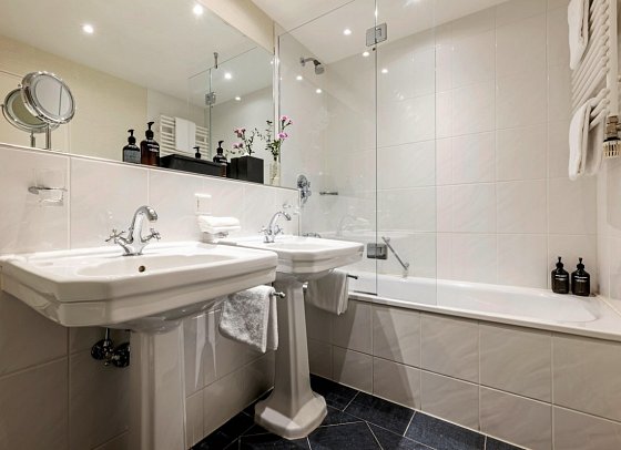 Parkhotel Bremen - Beispiel Bad Doppelzimmer Superior (Zimmercodierung DS6)