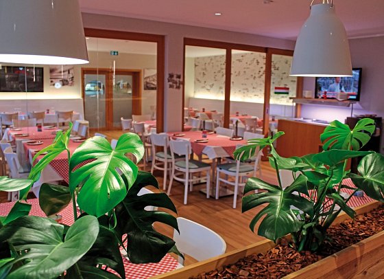 Cuxland Hotel