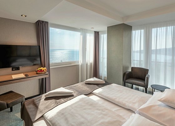 Hunguest Hotel Bál Resort - Wohnbeispiel Juniorsuite (Zimmercodierung J1I)