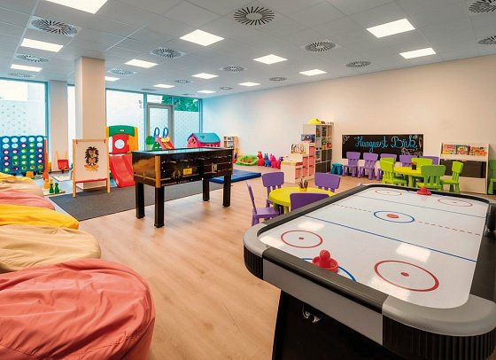 Hunguest Bük - Hunguest Bük - Spielzimmer im Ostflügel
