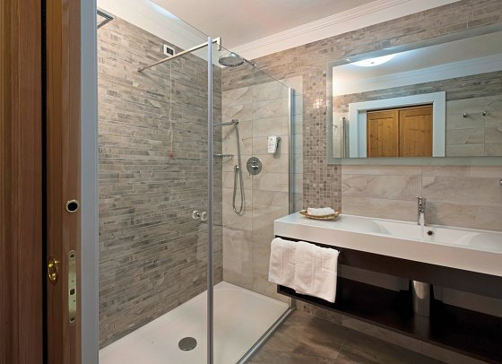 Kristiania Pure Nature Hotel & Spa - Wohnbeispiel Doppelzimmer Azzurrite (Zimmercodierung DB3)