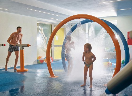 Active, Family & Wellness Hotel Shandranj
