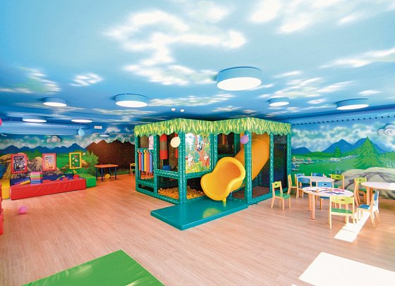 Active, Family & Wellness Hotel Shandranj