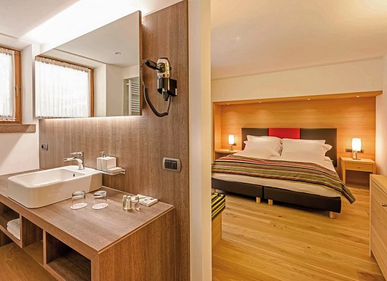Active, Family & Wellness Hotel Shandranj - Wohnbeispiel Doppelzimmer Economy (Zimmercodierung DE1)