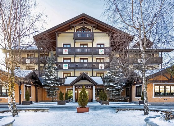 Golf Hotel