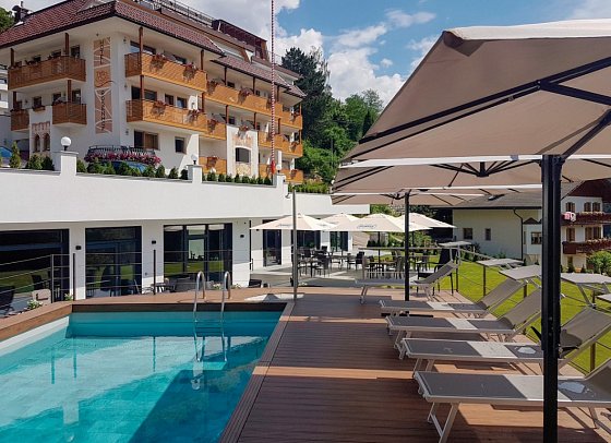 Molaris Lodges