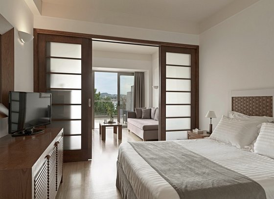 Kontokali Bay Resort & Spa - Wohnbeispiel Familienzimmer Buchtblick (Zimmercodierung FB1)