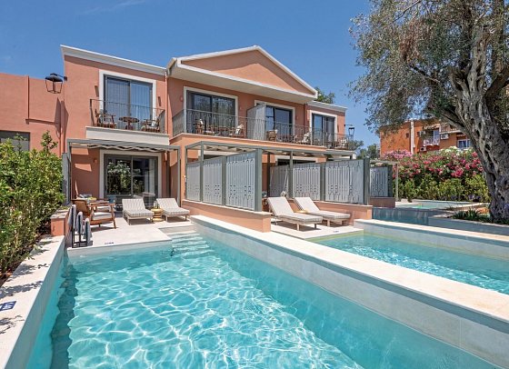 Apollo Corfu - Wohnbeispiel Juniorsuite Deluxe Privatpool (Zimmercodierung JDR)
