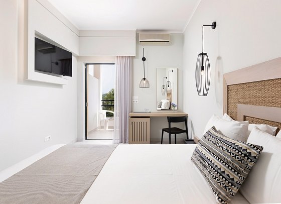Paradise Hotel Corfu - Wohnbeispiel Doppelzimmer Superior Meerblick (Zimmercodierung DSM)