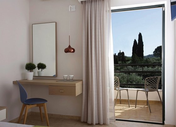 Paradise Hotel Corfu - Wohnbeispiel Doppelzimmer Superior Gartenblick (Zimmercodierung DSG)