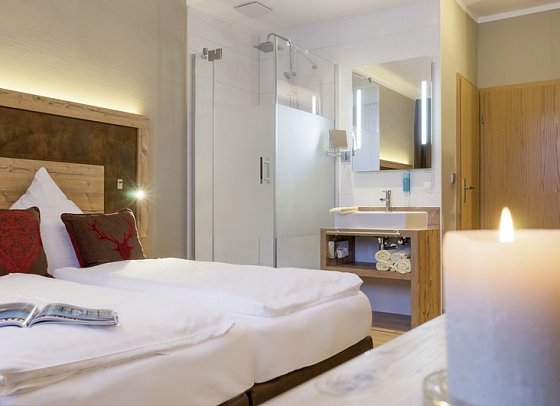 Waldhotel Berghof - Wohnbeispiel Doppelzimmer Komfort (Zimmercodierung DF1)
