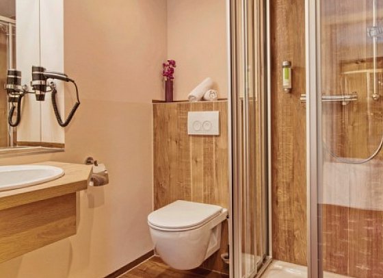 AKZENT Aktiv & Vital Hotel Thüringen - Wohnbeispiel Doppelzimmer Deluxe (Zimmercodierungen DD1 & ED1)