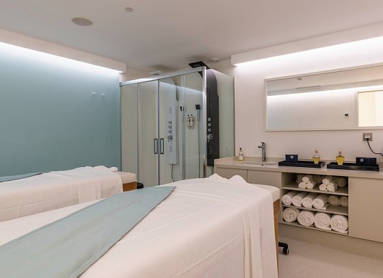 Regency Salgados Hotel & Spa