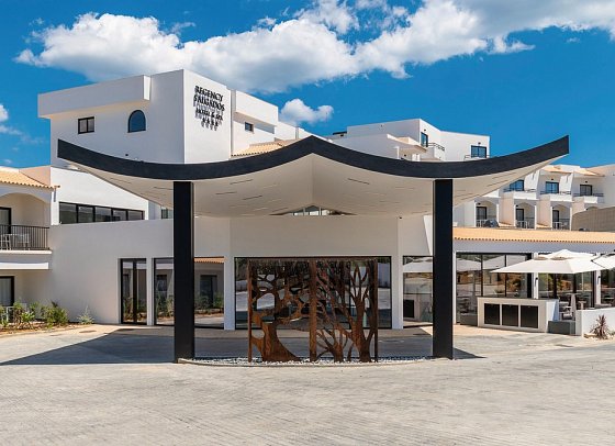Regency Salgados Hotel & Spa