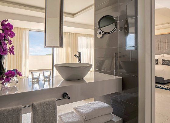Tivoli Carvoeiro - Beispiel Bad Juniorsuite (Zimmercodierung JBM)