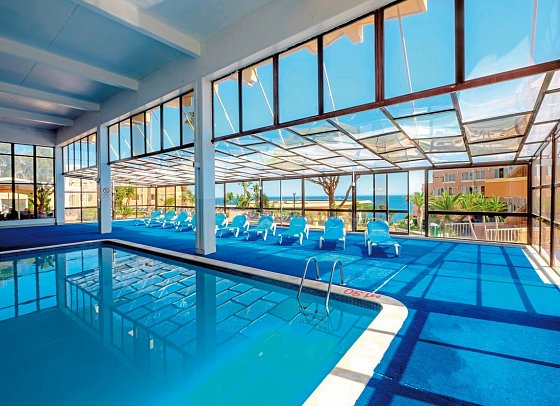 Auramar Beach Resort