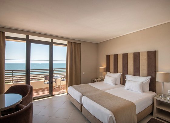 Vila Galé Ampalius - Wohnbeispiel Doppelzimmer Superior Meerblick (Zimmercodierung DS1)