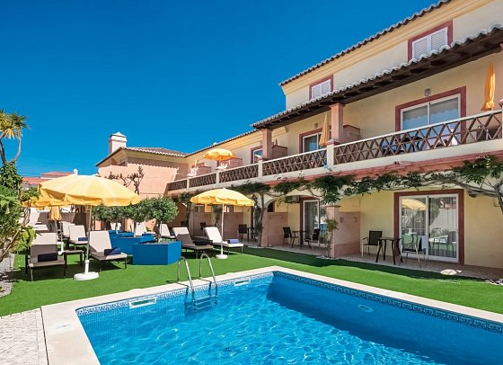Costa d'Oiro Ambiance Village