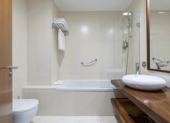 Aqua Pedra dos Bicos - Beispiel Bad Doppelzimmer Superior (Zimmercodierungen DSC & DS2)