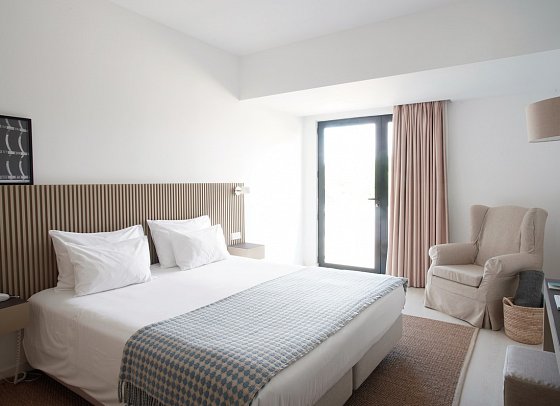 Memmo Baleeira - Wohnbeispiel Doppelzimmer Landblick (Zimmercodierung DBL)