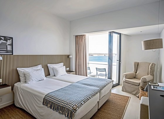 Memmo Baleeira - Wohnbeispiel Doppelzimmer Meerseite (Zimmercodierungen DBC & EC1)